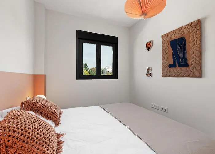 Casa Calma Sfeervol In إِستيبونا