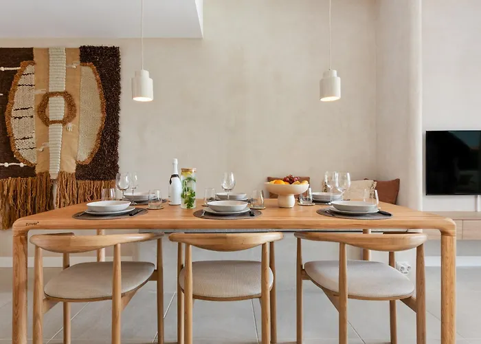 Casa Calma Sfeervol In إِستيبونا